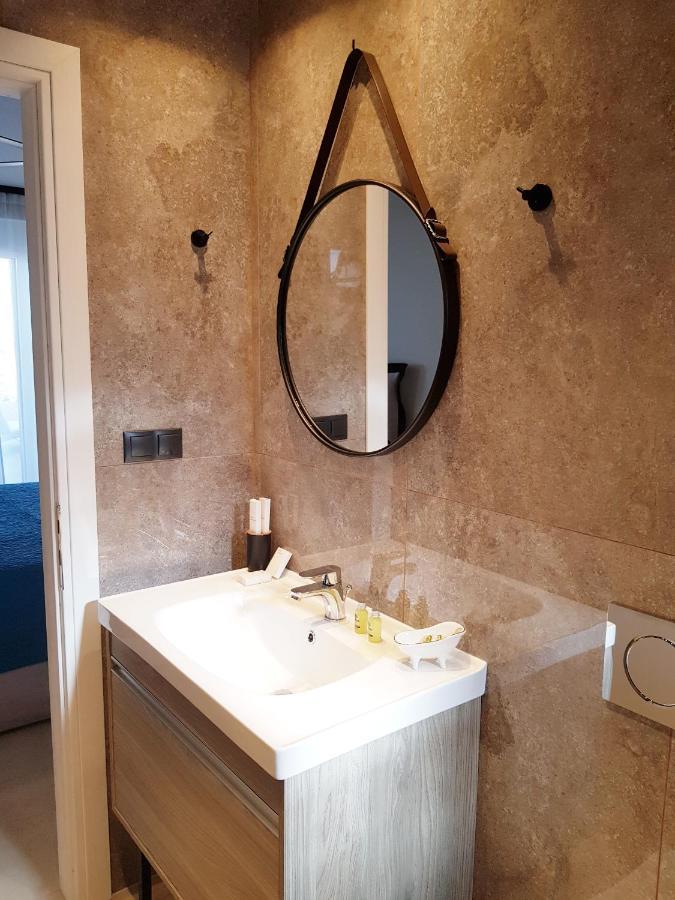Houmas Apartments Yialos Екстериор снимка